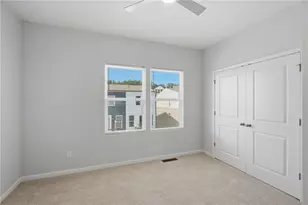 1422 Creekside Circle, Atlanta, GA 30318 - Photo 18