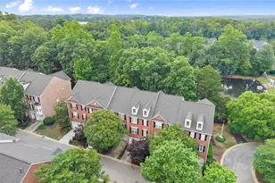 1707 Waters Edge Trail, Roswell, GA 30075 - Photo 4