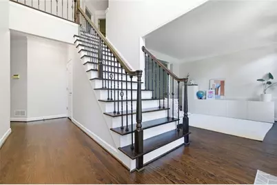 2046 Kinsmon Drive, Marietta, GA 30062 - Photo 6