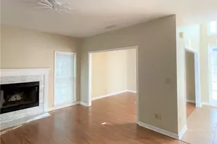 10730 Pinewalk Forest Cir, Alpharetta, GA 30022 - Photo 6