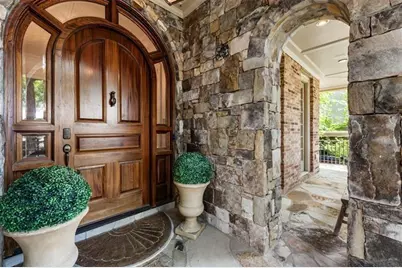 921 Ponce De Leon Place NE, Atlanta, GA 30306 - Photo 4