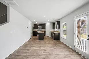 2324 Burnett Ln, McDonough, GA 30253 - Photo 10