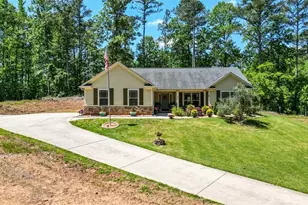 894 Happy Valley Cir, Newnan, GA 30263 - Photo 10