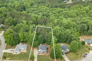804 Pebble Pl, Loganville, GA 30052 - Photo 2