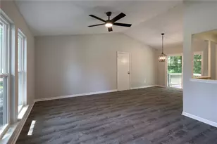 2160 Leslie Brook Dr, Decatur, GA 30035 - Photo 20
