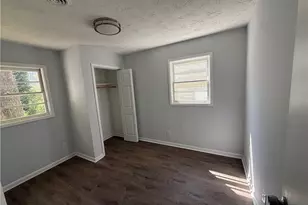 601 Melrose Dr, Forest Park, GA 30297 - Photo 6