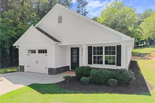 1672 Meadowlark Ln, Gainesville, GA 30501 - Photo 2