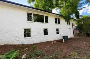 3994 E Hilda Cir, Decatur, GA 30035 - Photo 10
