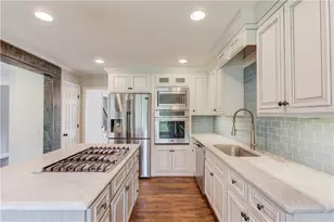 153 Lantern Ridge Ct, Alpharetta, GA 30009 - Photo 18