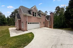 4710 Roswell Rd, Marietta, GA 30062 - Photo 1
