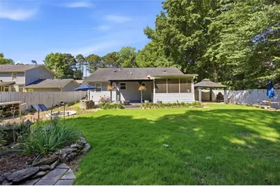 3070 Everson Court, Snellville, GA 30039 - Photo 20