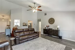8860 Creekstone Pl, Gainesville, GA 30506 - Photo 16