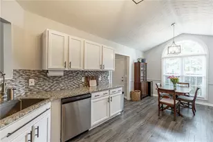 8860 Creekstone Pl, Gainesville, GA 30506 - Photo 12