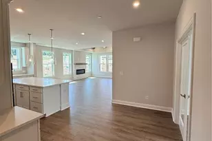 146 Willowfern Ln, Marietta, GA 30066 - Photo 4