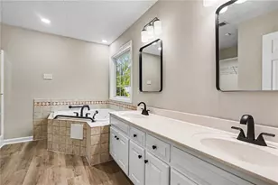 5316 Valley Forest Way, Flowery Branch, GA 30542 - Photo 16