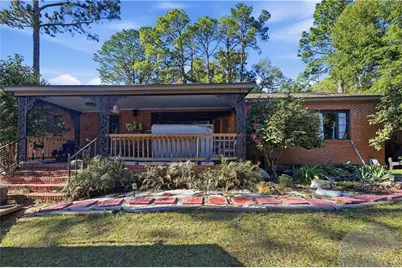 906 Elizabeth Place, Bainbridge, GA 39819 - Photo 1