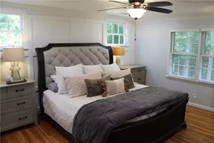 4989 Mountclaire Rd, Stone Mountain, GA 30087 - Photo 10