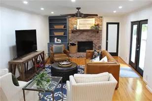 4989 Mountclaire Rd, Stone Mountain, GA 30087 - Photo 6