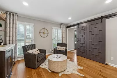 5127 Wellshire Place, Dunwoody, GA 30338 - Photo 8