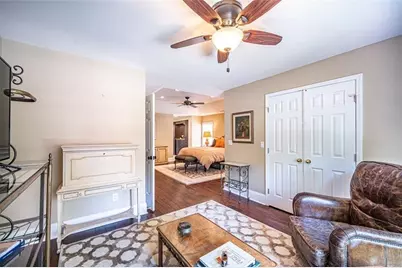 415 Wembley Circle, Atlanta, GA 30328 - Photo 38
