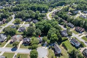 1484 Bellflower Ct SW, Lilburn, GA 30047 - Photo 88