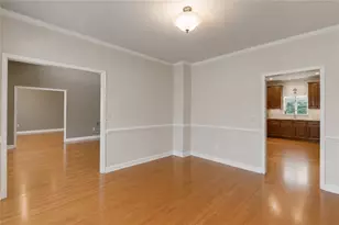 1484 Bellflower Ct SW, Lilburn, GA 30047 - Photo 10