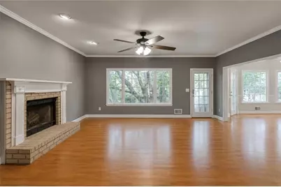 1484 Bellflower Court SW, Lilburn, GA 30047 - Photo 18