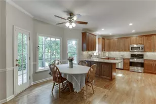 1484 Bellflower Ct SW, Lilburn, GA 30047 - Photo 22