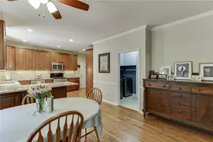 1484 Bellflower Ct SW, Lilburn, GA 30047 - Photo 38