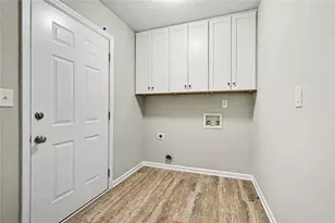 1697 Fremont Dr SW, Stone Mountain, GA 30087 - Photo 16