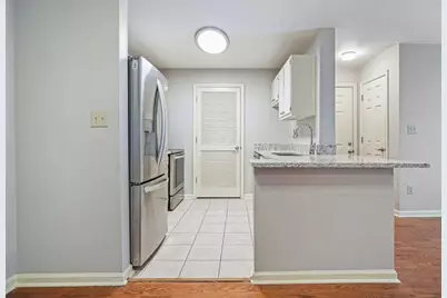 305 Granville Court, Atlanta, GA 30328 - Photo 14