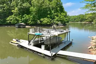 3928 Lake Ct, Gainesville, GA 30501 - Photo 2