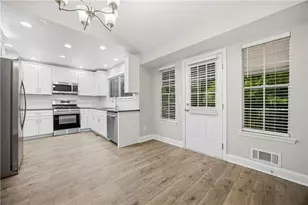 3021 Munson Ct, Snellville, GA 30039 - Photo 4