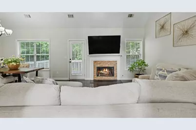 2925 Shane Drive, Snellville, GA 30078 - Photo 16