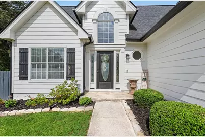 2925 Shane Drive, Snellville, GA 30078 - Photo 4