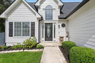 2925 Shane Dr, Snellville, GA 30078 - Photo 4