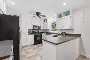 530 Woodline Ct, Roswell, GA 30076 - Photo 12
