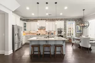 1010 Celebration Dr, Roswell, GA 30076 - Photo 10