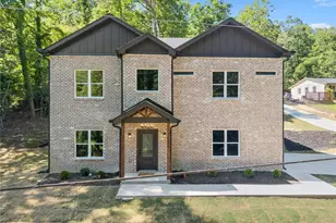 388 Oakland Dr, Gainesville, GA 30501 - Photo 2