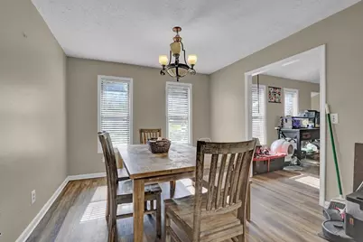 2301 Lessie Maude Drive, Marietta, GA 30066 - Photo 8