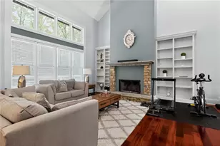 320 Waverly Hall Cir, Roswell, GA 30075 - Photo 8