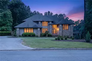 320 Waverly Hall Cir, Roswell, GA 30075 - Photo 2