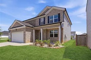2407 Pelham Pass, Dacula, GA 30019 - Photo 2