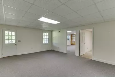 5972 River Oaks Drive, Flowery Branch, GA 30542 - Photo 32