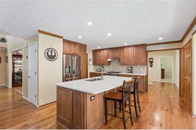 2057 Tully Wren NE, Marietta, GA 30066 - Photo 2
