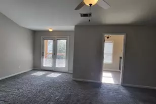 45 Newnan Lakes Dr, Newnan, GA 30263 - Photo 8