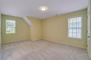 6005 Lake Windsor Pkwy, Buford, GA 30518 - Photo 36