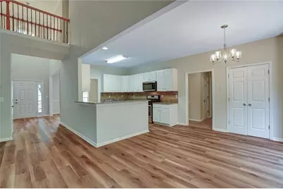 6005 Lake Windsor Parkway, Buford, GA 30518 - Photo 16