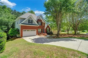 6005 Lake Windsor Pkwy, Buford, GA 30518 - Photo 4