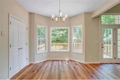 6005 Lake Windsor Parkway, Buford, GA 30518 - Photo 18